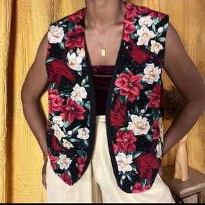 Vintage floral cardinal Christmas-inspired vest 🦢